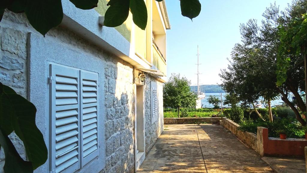 Seaside Villa Mia Trogir Exterior foto